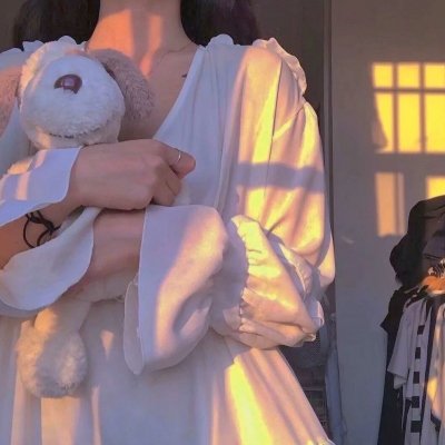 黑珍珠艾曼妞